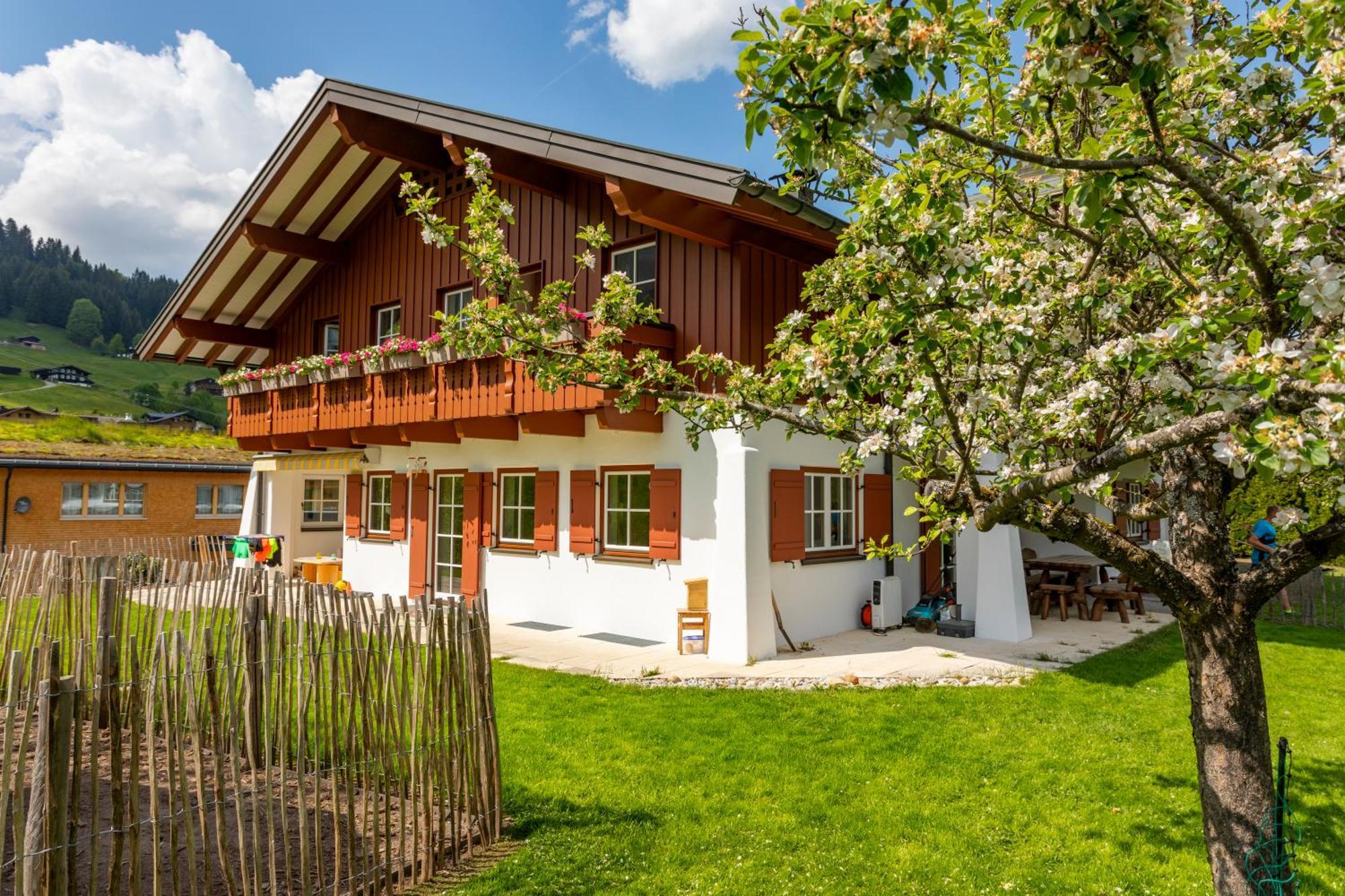 Haus Berg & Tal Apartment Hirschegg  Bagian luar foto