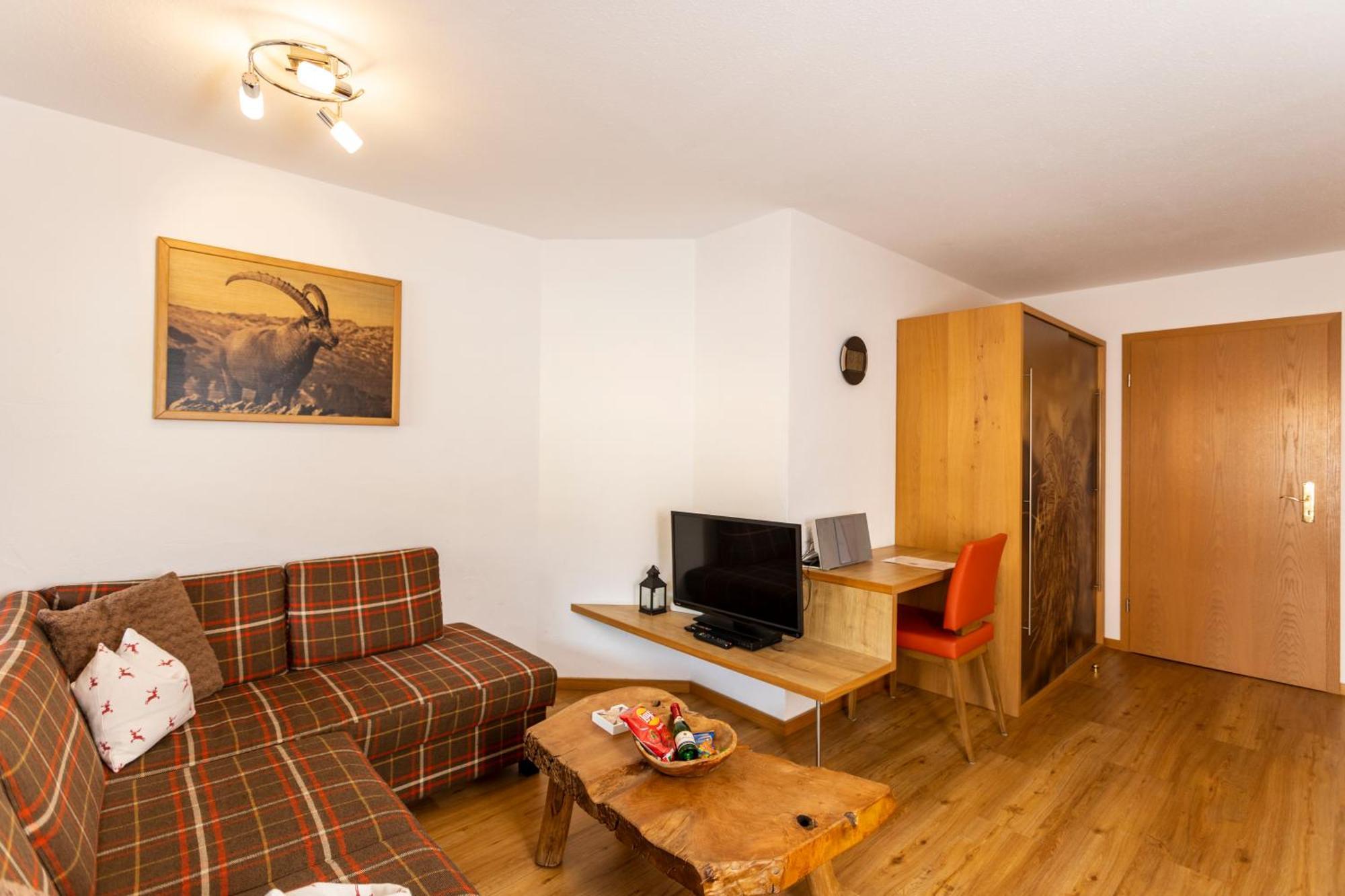 Haus Berg & Tal Apartment Hirschegg  Bagian luar foto