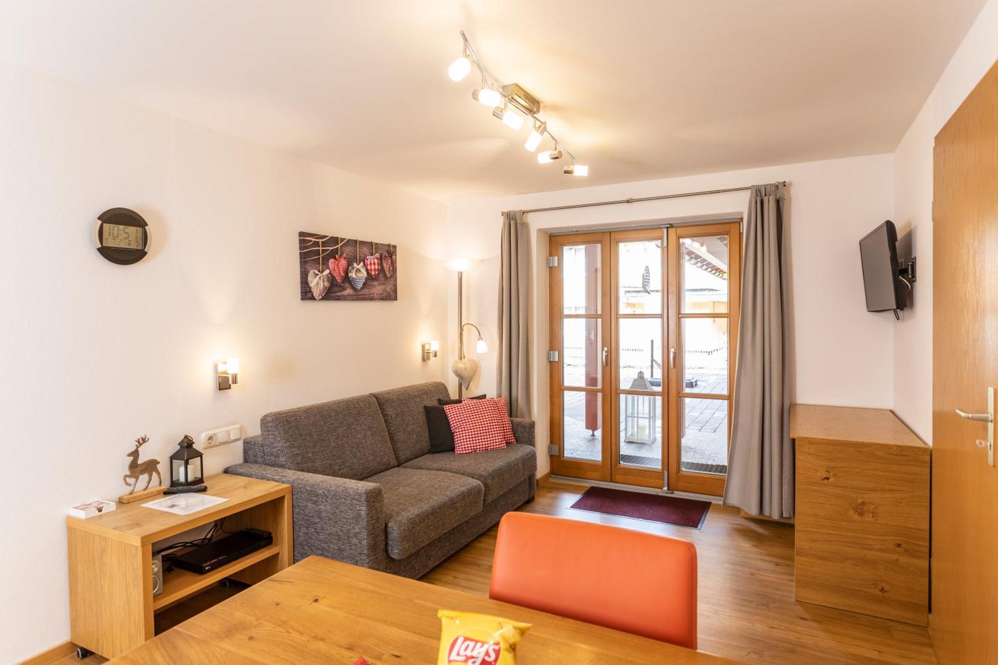 Haus Berg & Tal Apartment Hirschegg  Bagian luar foto