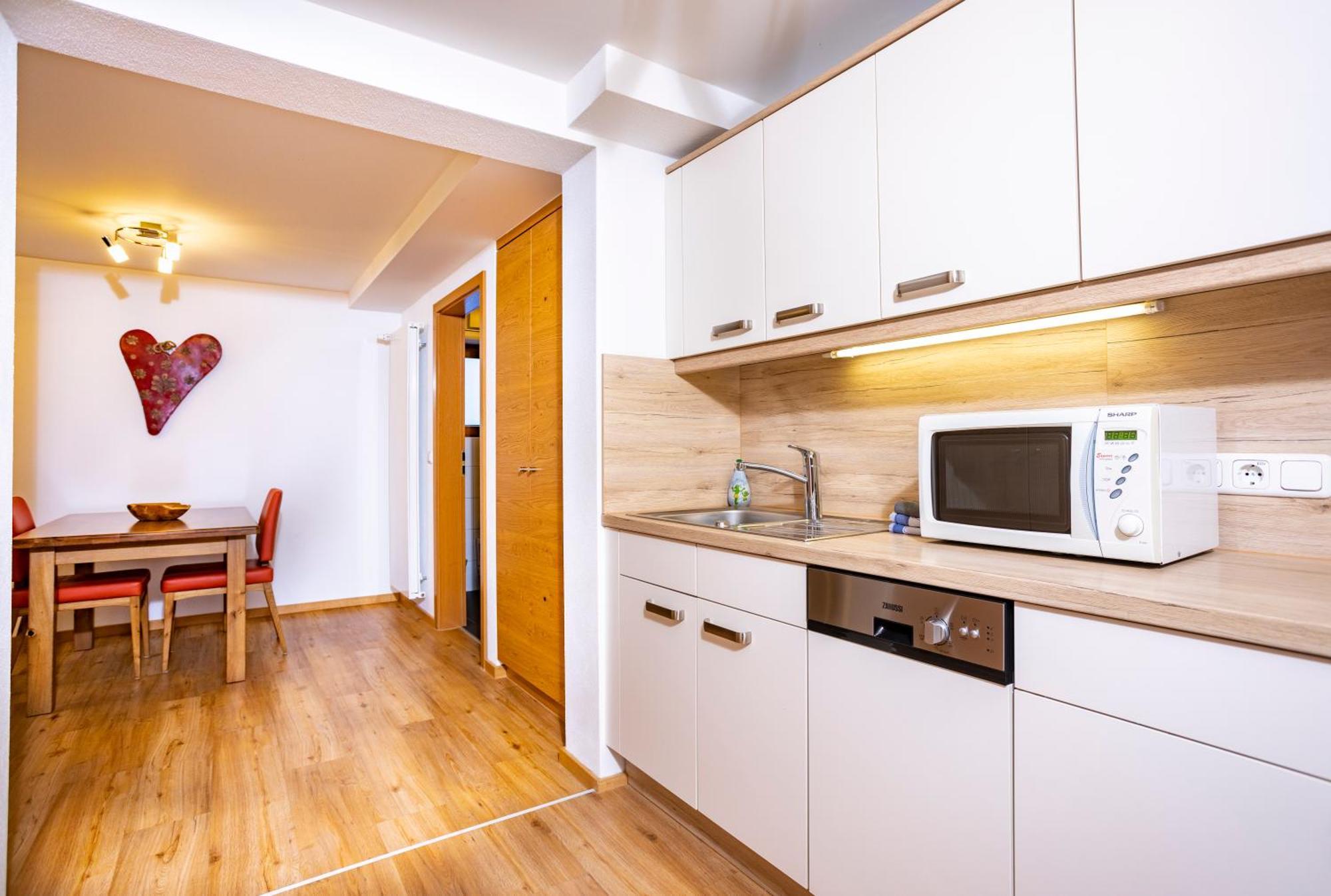 Haus Berg & Tal Apartment Hirschegg  Bagian luar foto