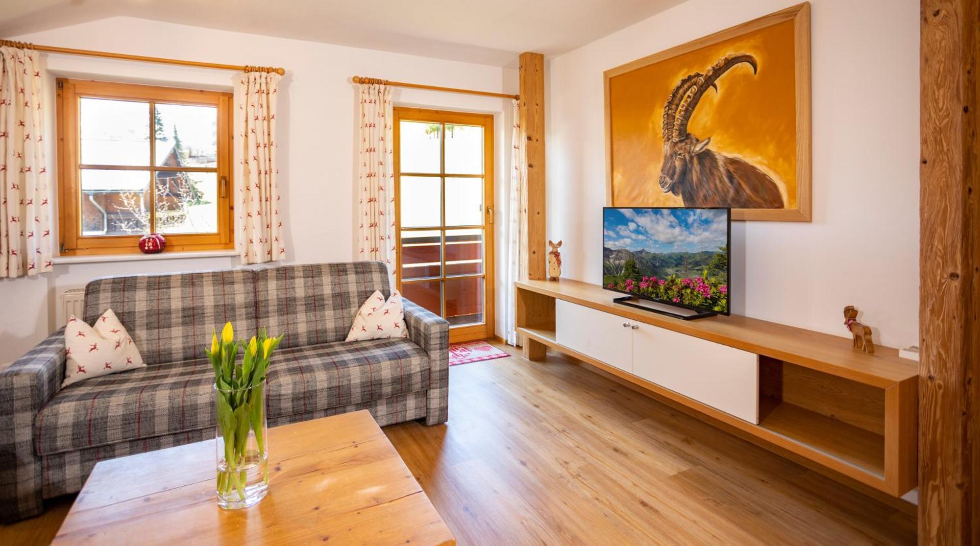 Haus Berg & Tal Apartment Hirschegg  Bagian luar foto